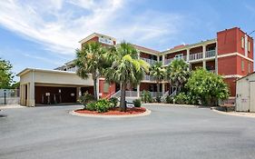 Water Street Hotel & Marina, An Ascend Collection Hotel